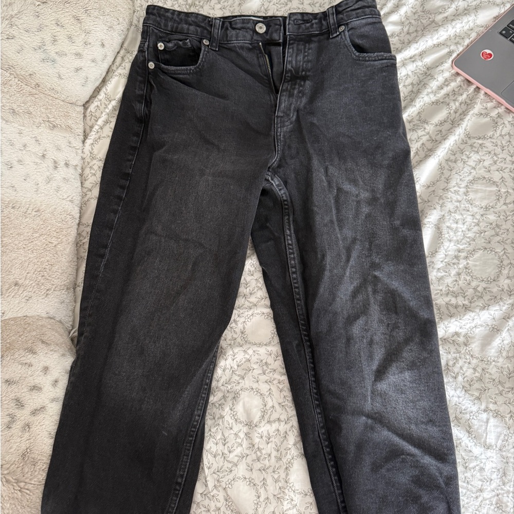 Zara Women’s Black Straight Jeans - Washed Black Finish
